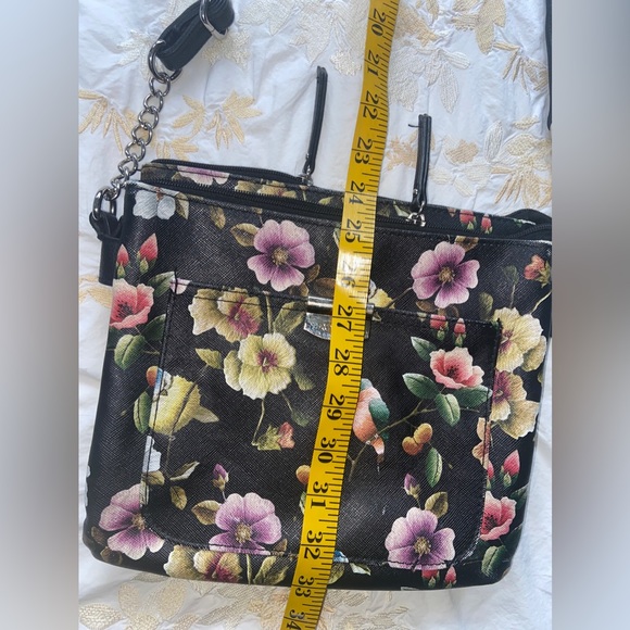 Gently Loved Rosetti Purse- 8+ Compartments/💯Functional, Flowers & Hummingbirds - Picture 10 of 16